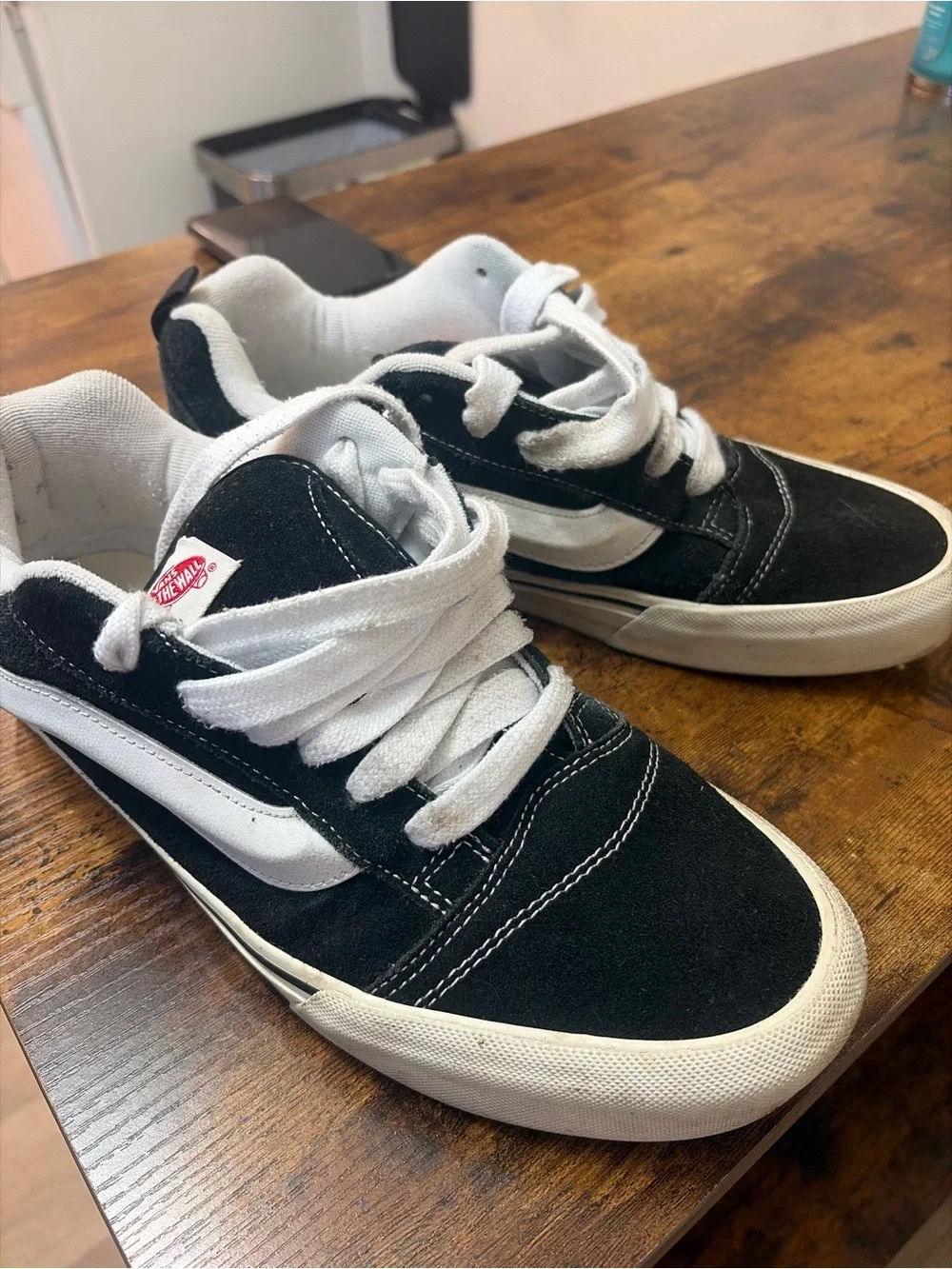 Vans Mens Black & White Suede Skate Sneakers Size 11